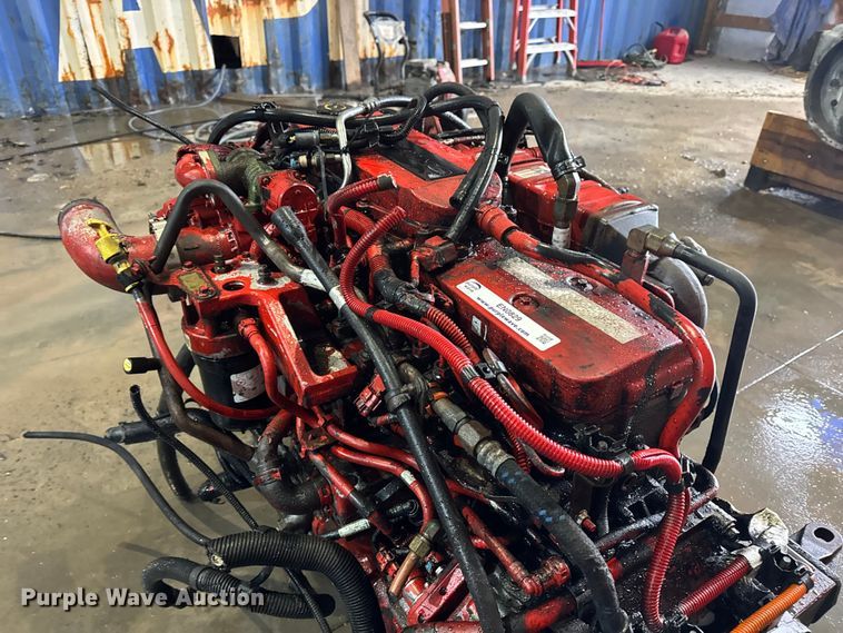 image for item EN0829 Cummins ISL engine