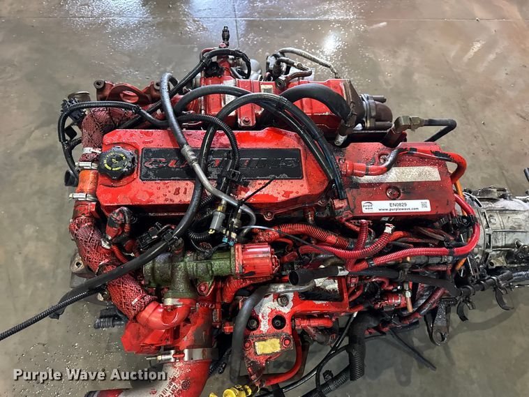 image for item EN0829 Cummins ISL engine