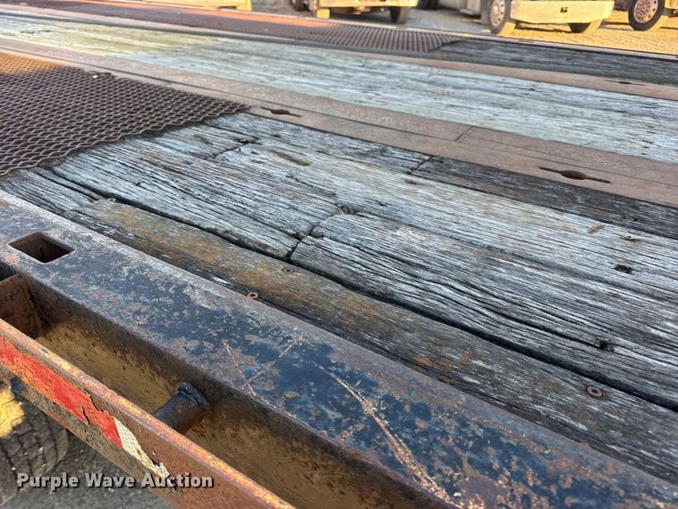 image for item EN0862 1998 International 4900 rollback truck