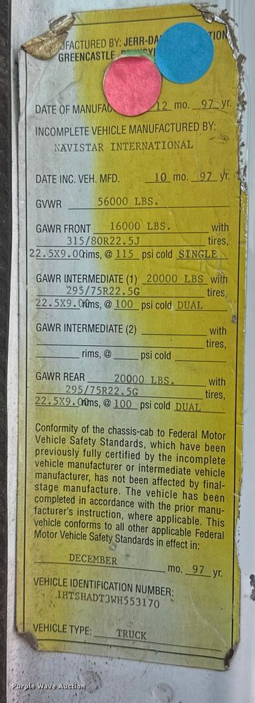 image for item EN0862 1998 International 4900 rollback truck