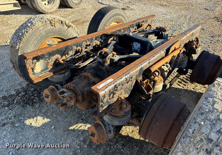 image for item EN0864 Kenworth rear axle assembly