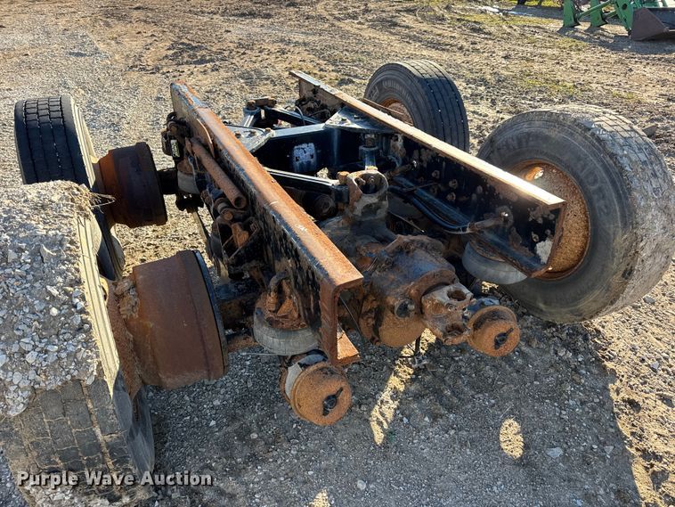 image for item EN0864 Kenworth rear axle assembly