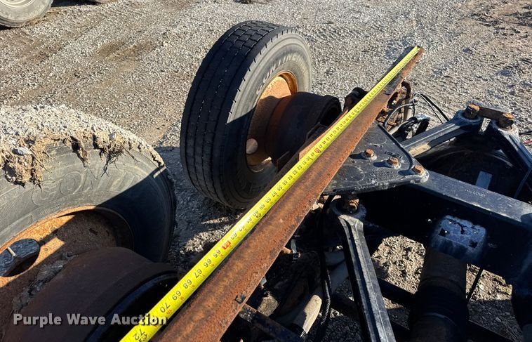 image for item EN0864 Kenworth rear axle assembly