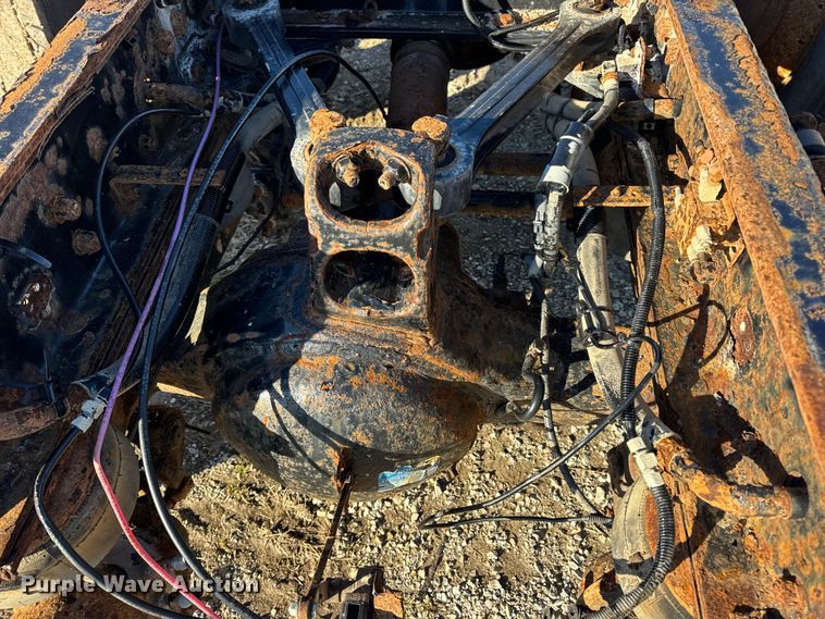 image for item EN0864 Kenworth rear axle assembly