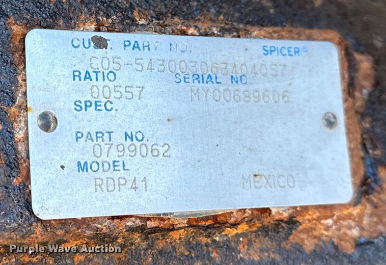 image for item EN0864 Kenworth rear axle assembly