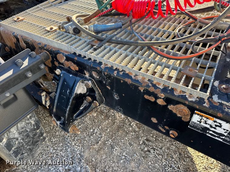 image for item EN0865 2015 Kenworth T880 semi truck