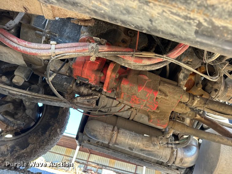 image for item EN0865 2015 Kenworth T880 semi truck