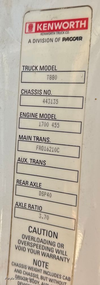 image for item EN0865 2015 Kenworth T880 semi truck