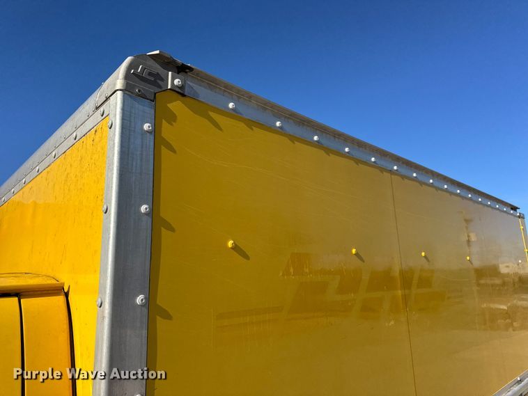 image for item EN0870 2014 GMC Savana 3500 box truck