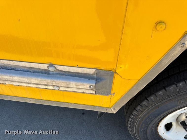 image for item EN0870 2014 GMC Savana 3500 box truck