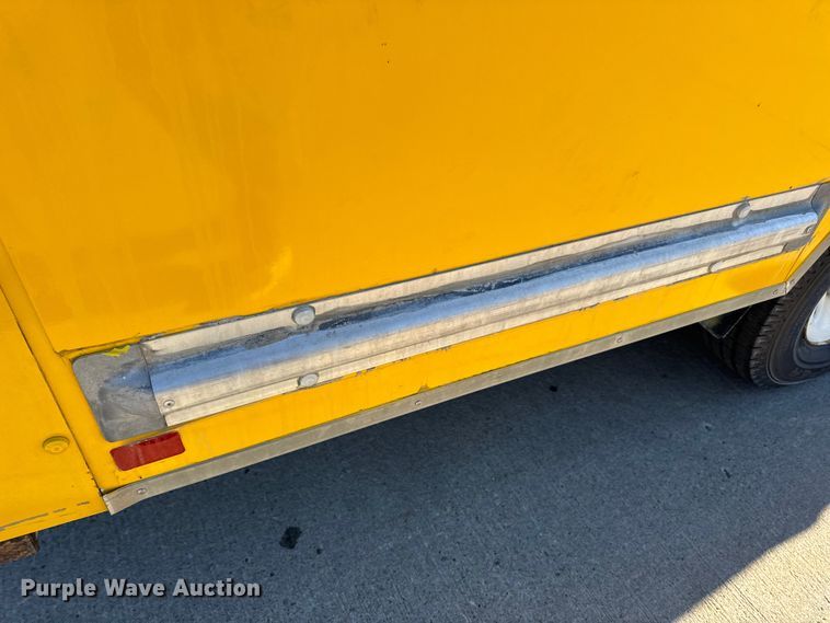 image for item EN0870 2014 GMC Savana 3500 box truck