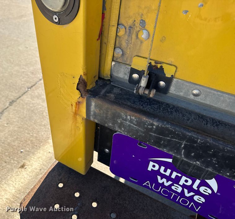 image for item EN0870 2014 GMC Savana 3500 box truck