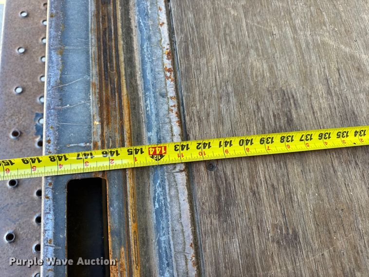 image for item EN0870 2014 GMC Savana 3500 box truck