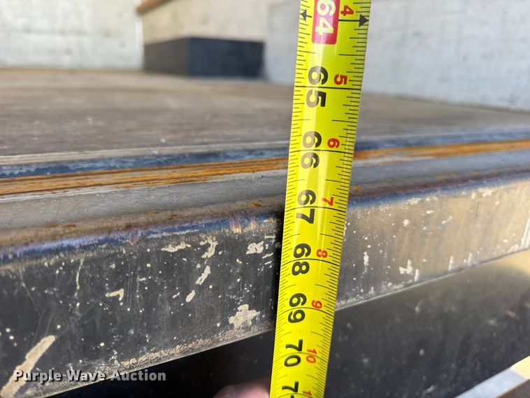 image for item EN0870 2014 GMC Savana 3500 box truck