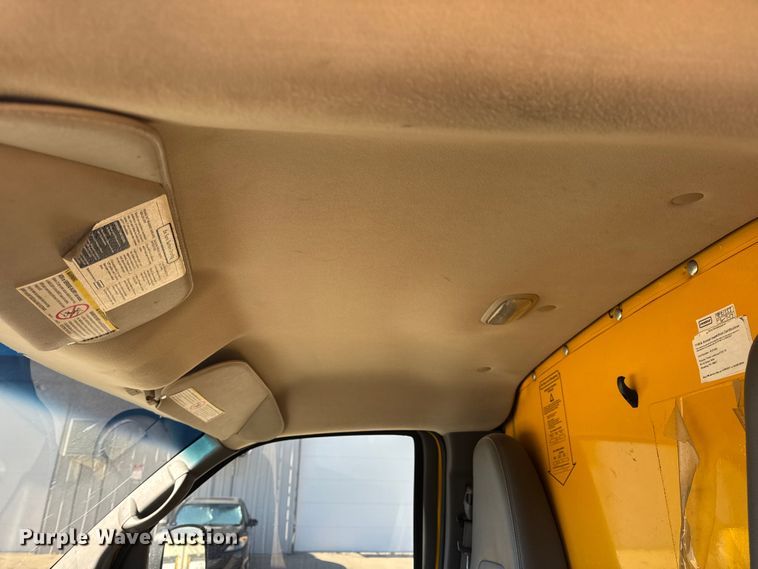 image for item EN0870 2014 GMC Savana 3500 box truck