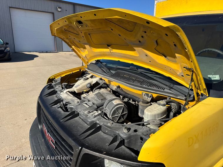 image for item EN0870 2014 GMC Savana 3500 box truck