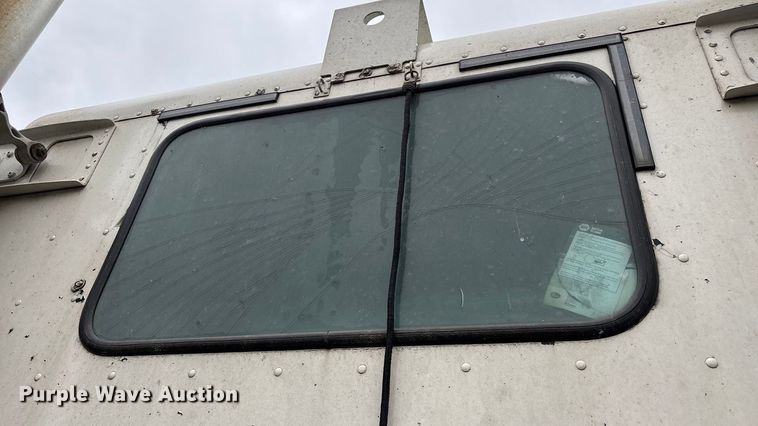 image for item EN5744 2007 Freightliner Columbia semi truck