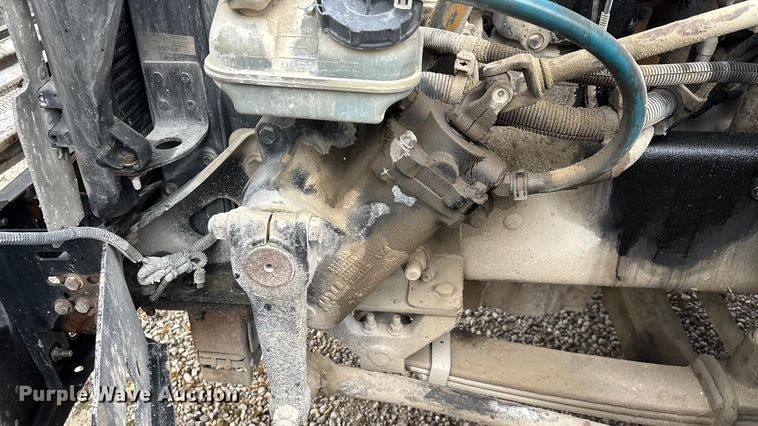 image for item EN5744 2007 Freightliner Columbia semi truck