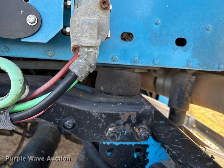 image for item EP0966 2005 Freightliner Columbia semi truck