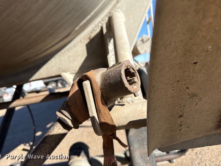 image for item EP2756 1987 Trailmaster Tanks, Inc. tank trailer