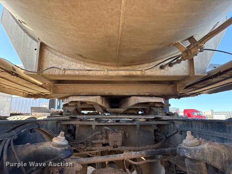 image for item EP2756 1987 Trailmaster Tanks, Inc. tank trailer