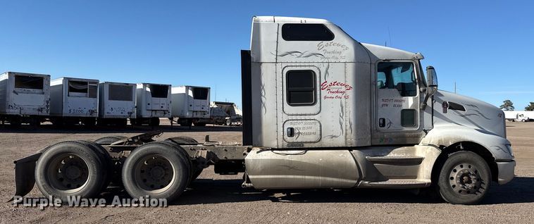 image for item EP2763 2012 Kenworth T660 semi truck