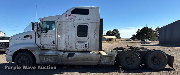 image for item EP2763 2012 Kenworth T660 semi truck