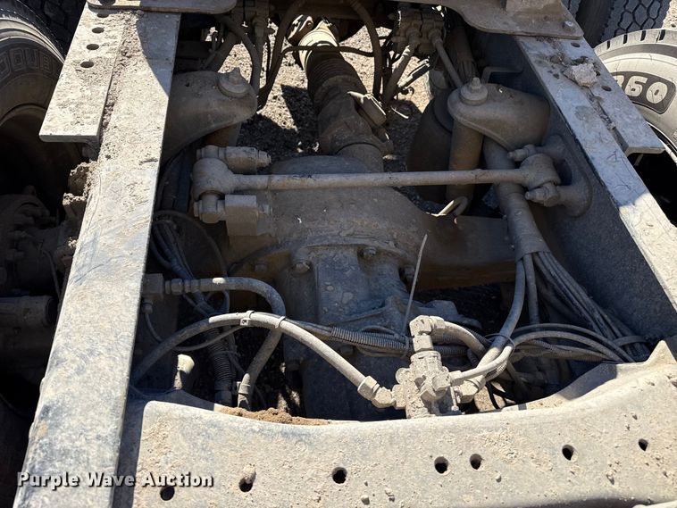 image for item EP2763 2012 Kenworth T660 semi truck