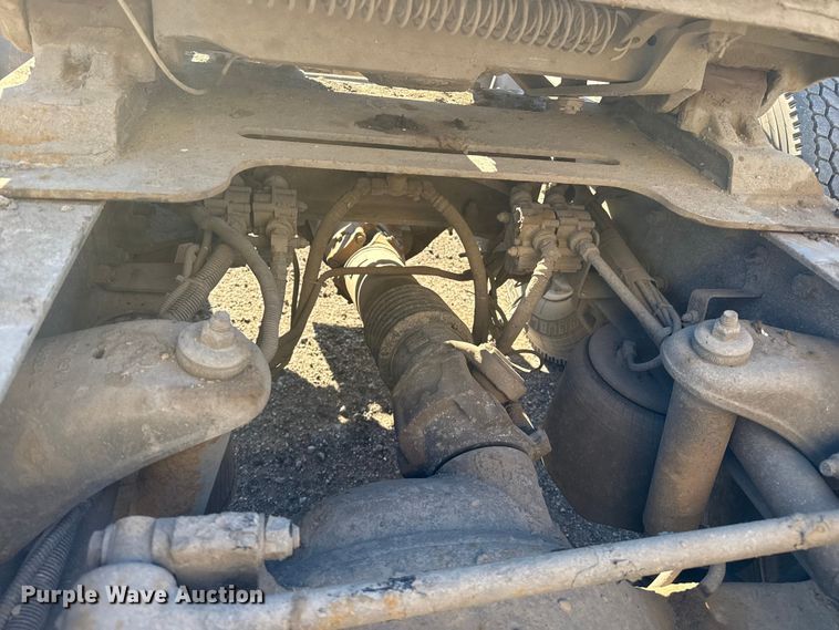 image for item EP2763 2012 Kenworth T660 semi truck