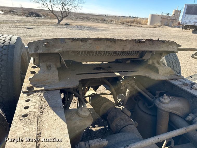 image for item EP2763 2012 Kenworth T660 semi truck