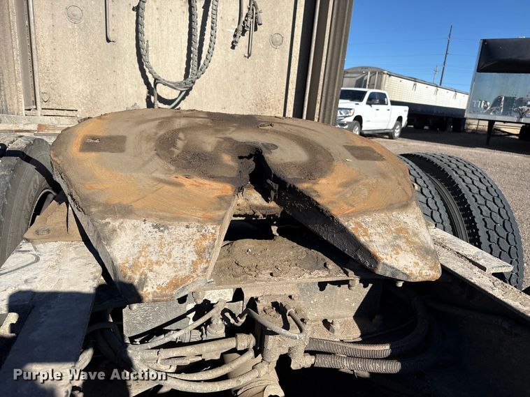 image for item EP2763 2012 Kenworth T660 semi truck