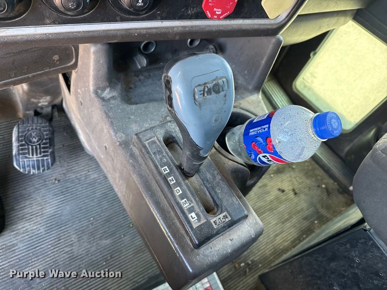 image for item EP2763 2012 Kenworth T660 semi truck