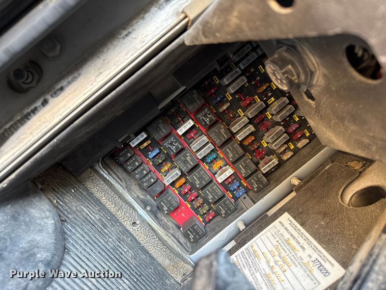 image for item EP2763 2012 Kenworth T660 semi truck