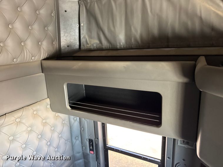 image for item EP2763 2012 Kenworth T660 semi truck