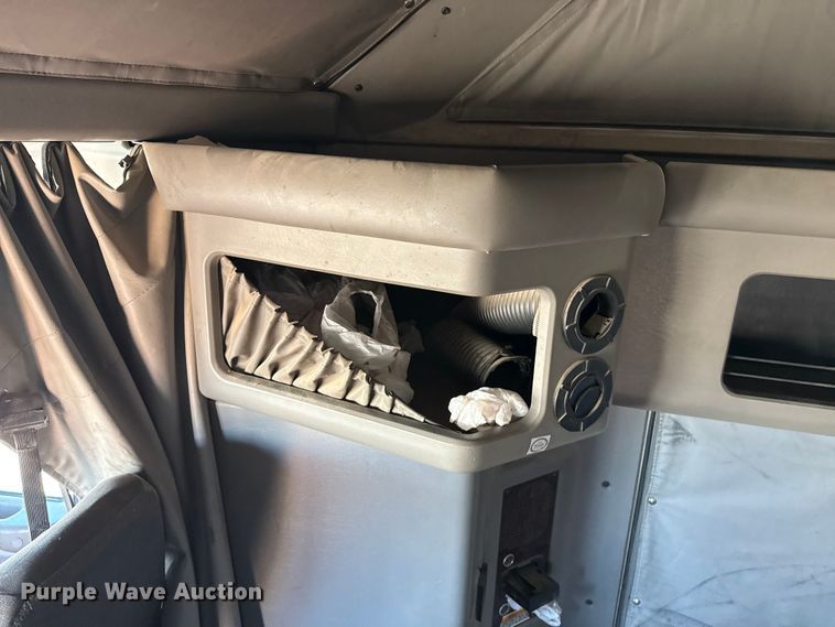 image for item EP2763 2012 Kenworth T660 semi truck