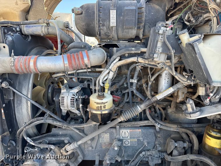 image for item EP2763 2012 Kenworth T660 semi truck