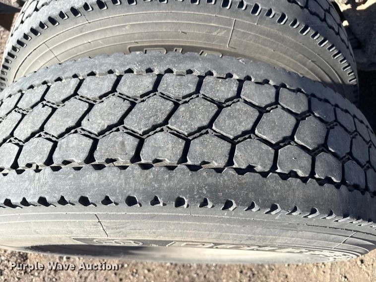 image for item EP2763 2012 Kenworth T660 semi truck