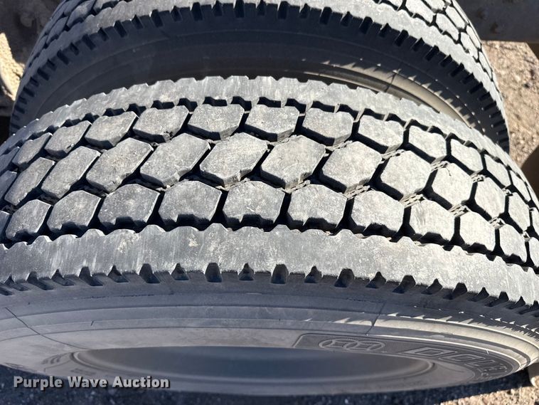 image for item EP2763 2012 Kenworth T660 semi truck