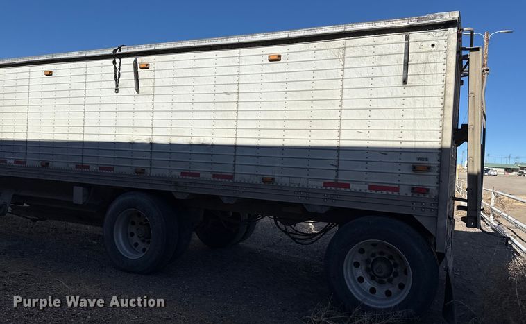 image for item EP2764 2009 Timpte grain trailer