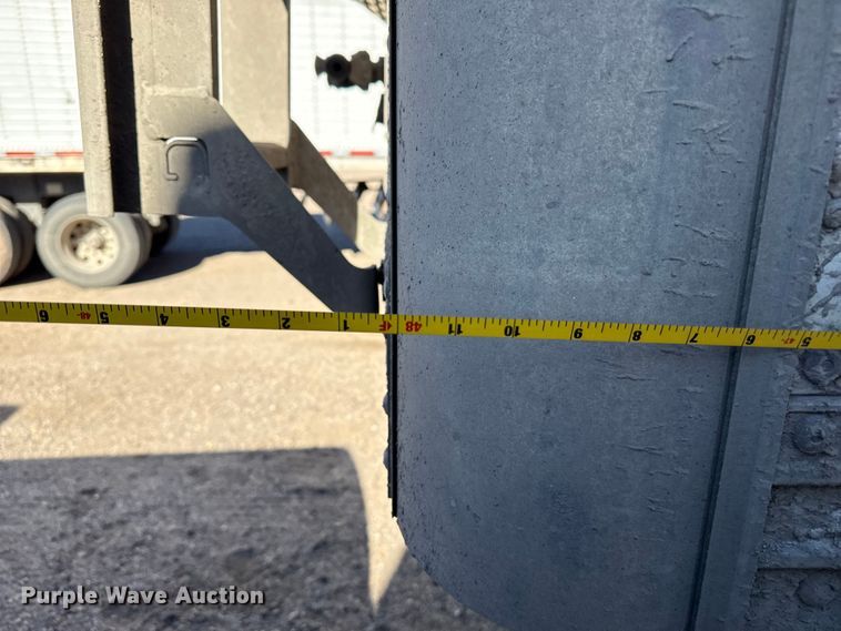 image for item EP2764 2009 Timpte grain trailer