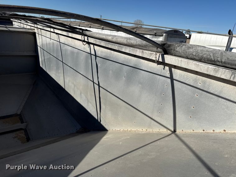 image for item EP2764 2009 Timpte grain trailer