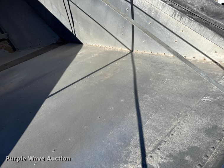 image for item EP2764 2009 Timpte grain trailer