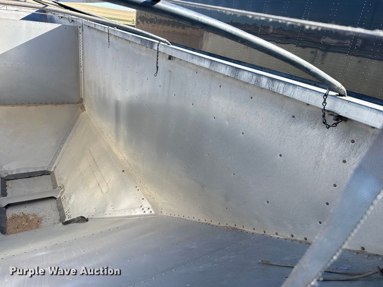 image for item EP2764 2009 Timpte grain trailer