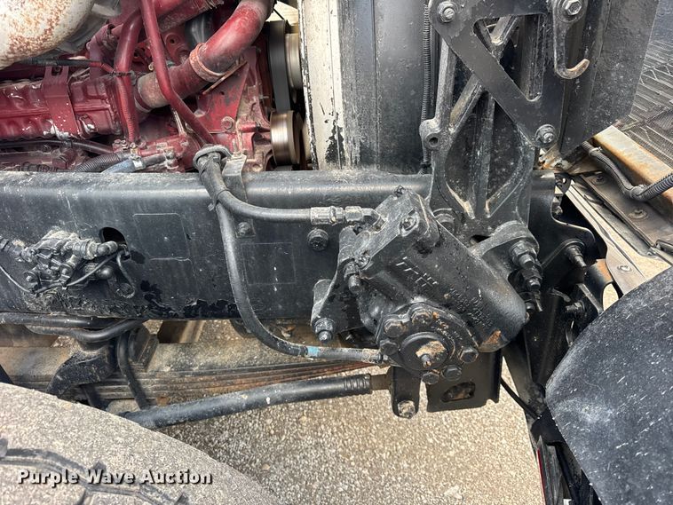 image for item ER0390 2012 Mack TD713  semi truck