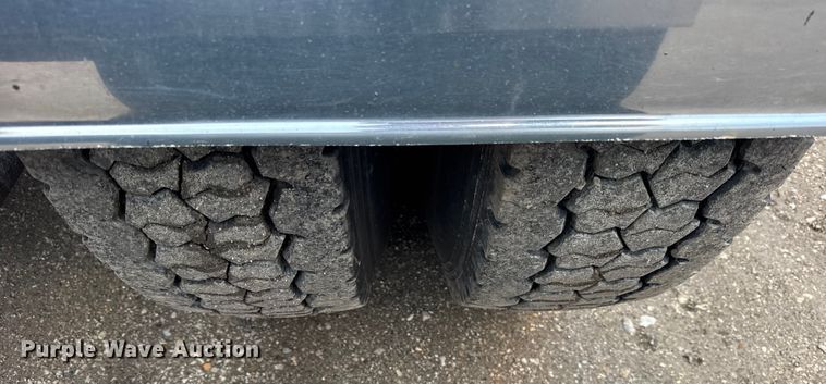 image for item ER0390 2012 Mack TD713  semi truck