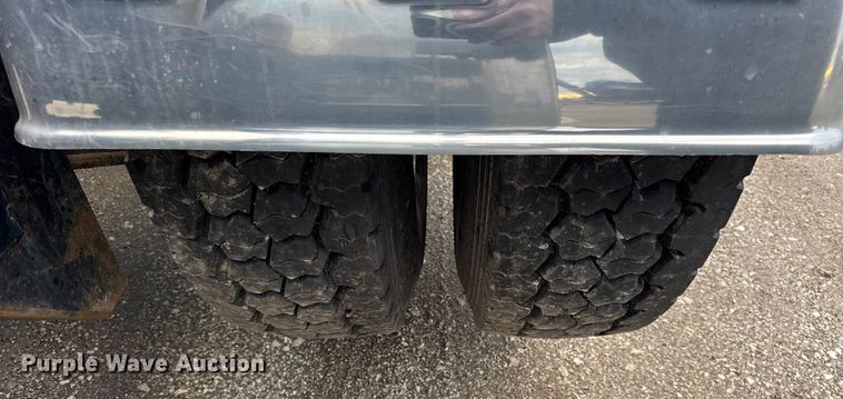 image for item ER0390 2012 Mack TD713  semi truck