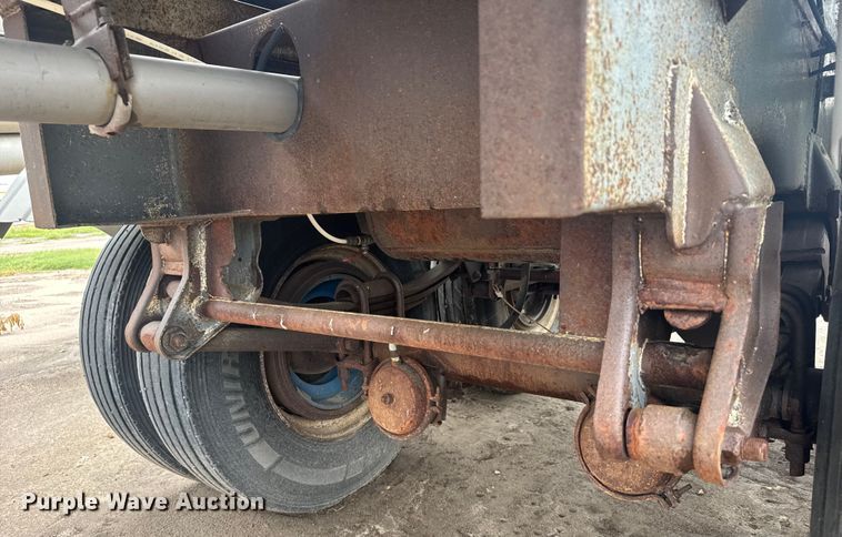 image for item ER2304 1974 Polar tank trailer