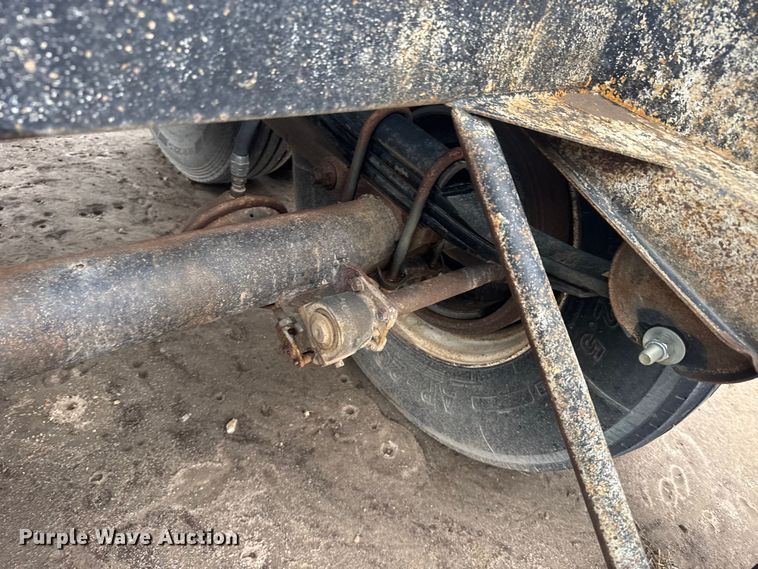 image for item ER2304 1974 Polar tank trailer