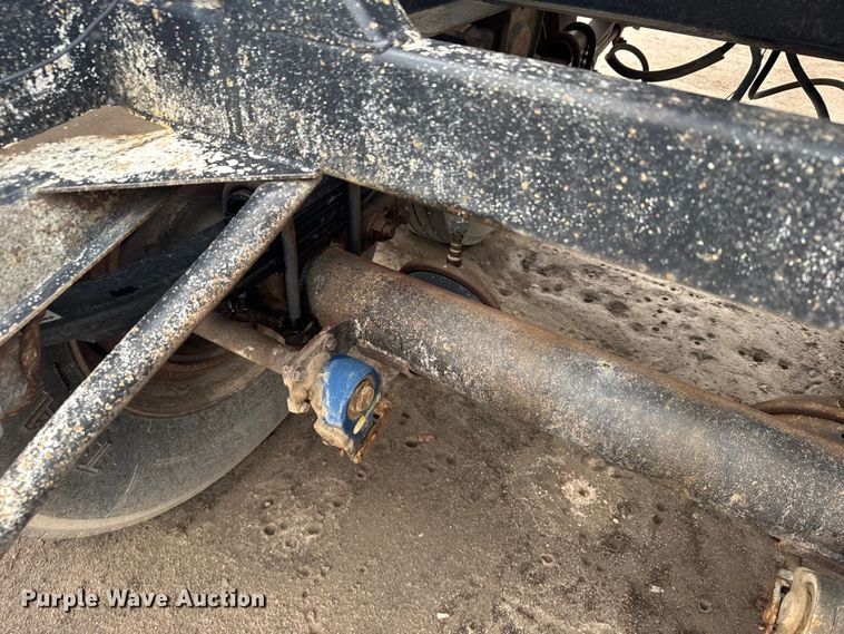 image for item ER2304 1974 Polar tank trailer