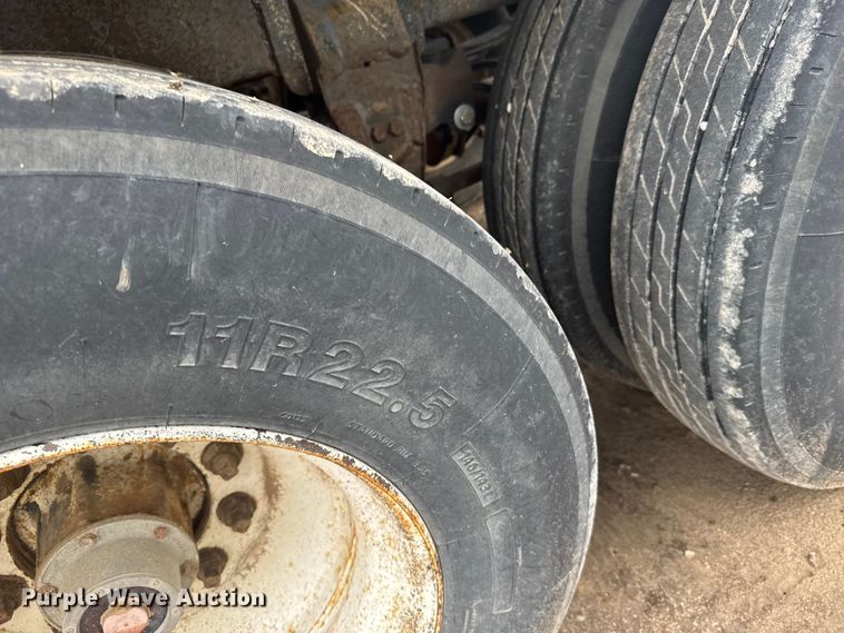 image for item ER2304 1974 Polar tank trailer